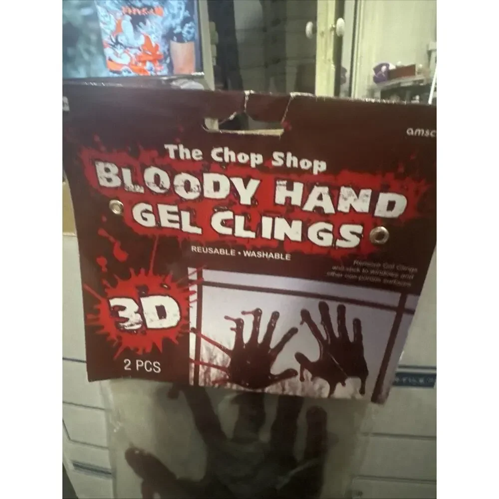 Bloody Hand Gel Clings 3D Halloween Window Decorations Reusable 2pc New